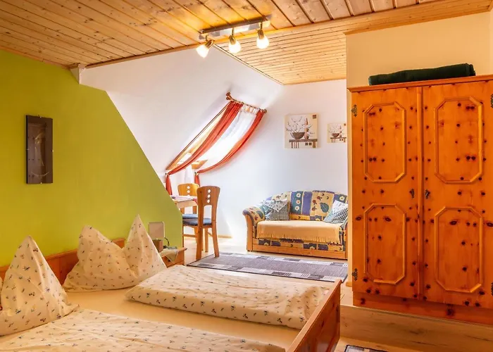 بيت ضيافة Holzmeister 3*